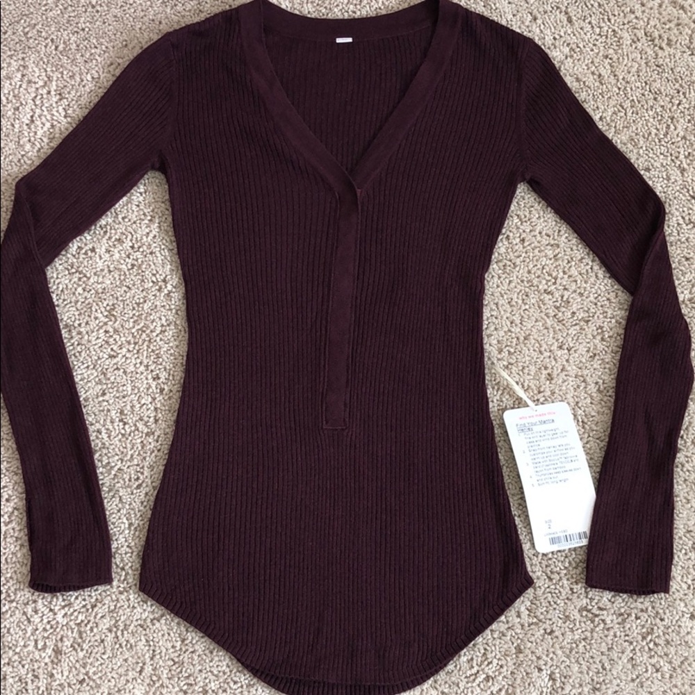 NWT Lululemon Find Your Mantra Henley